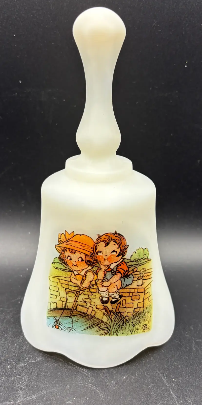 Fenton Glass Campbell Soup Kids Bell, Vintage 1984, excellent condition