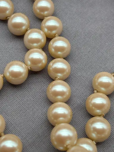 Pearl Party ! With Surprises