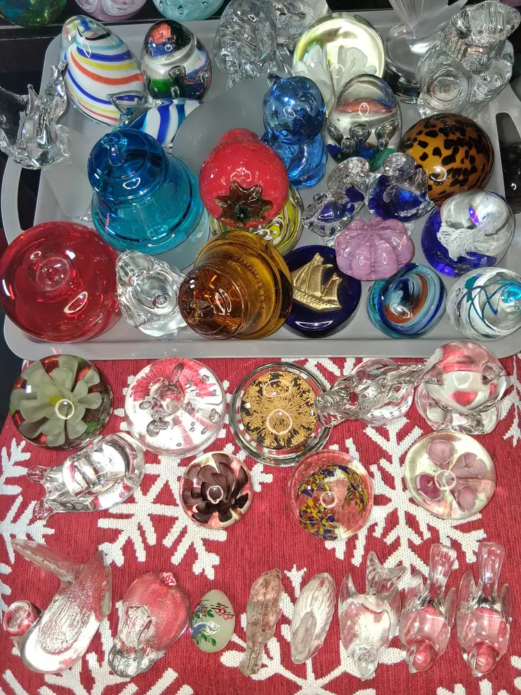 Paperweight and Glass Figurines Blowout Black Friday Deals!!
