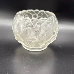 Fenton Clear Satin Water Lilly Pattern Rose Bowl