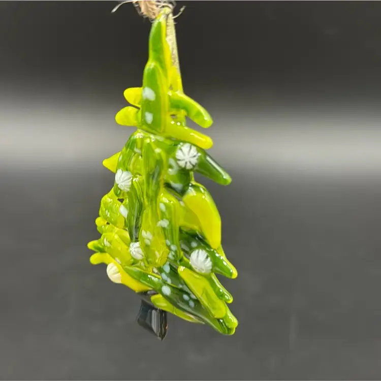 #01 Handmade Glass Christmas Tree