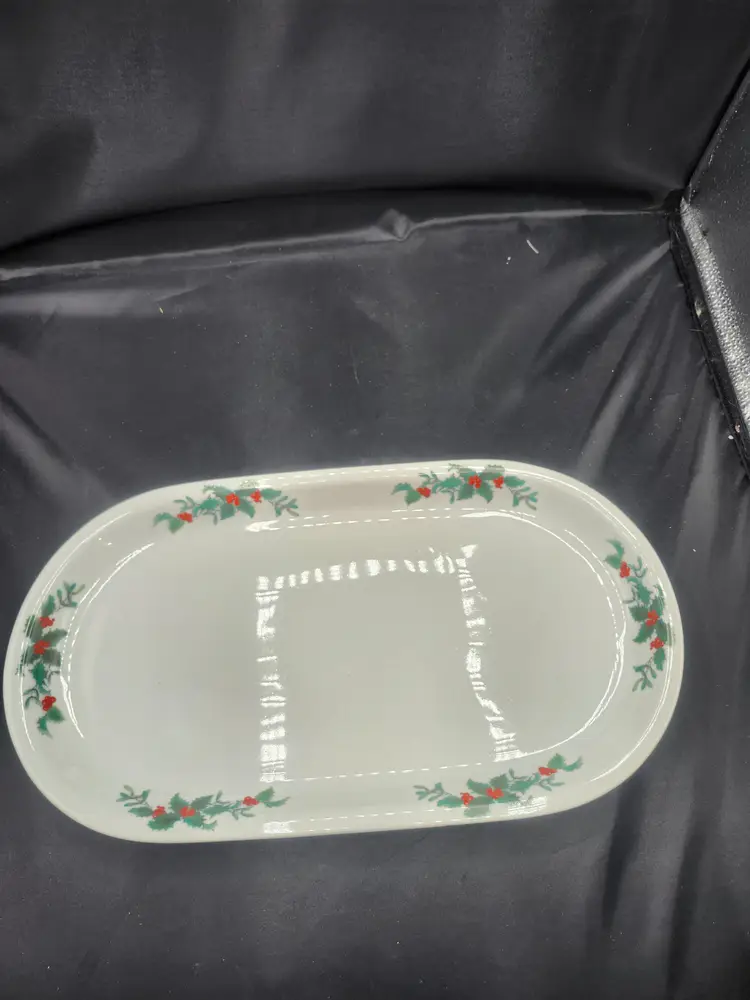 Cordon Bleu BIA Serving Platter White with Holly and Berries Design