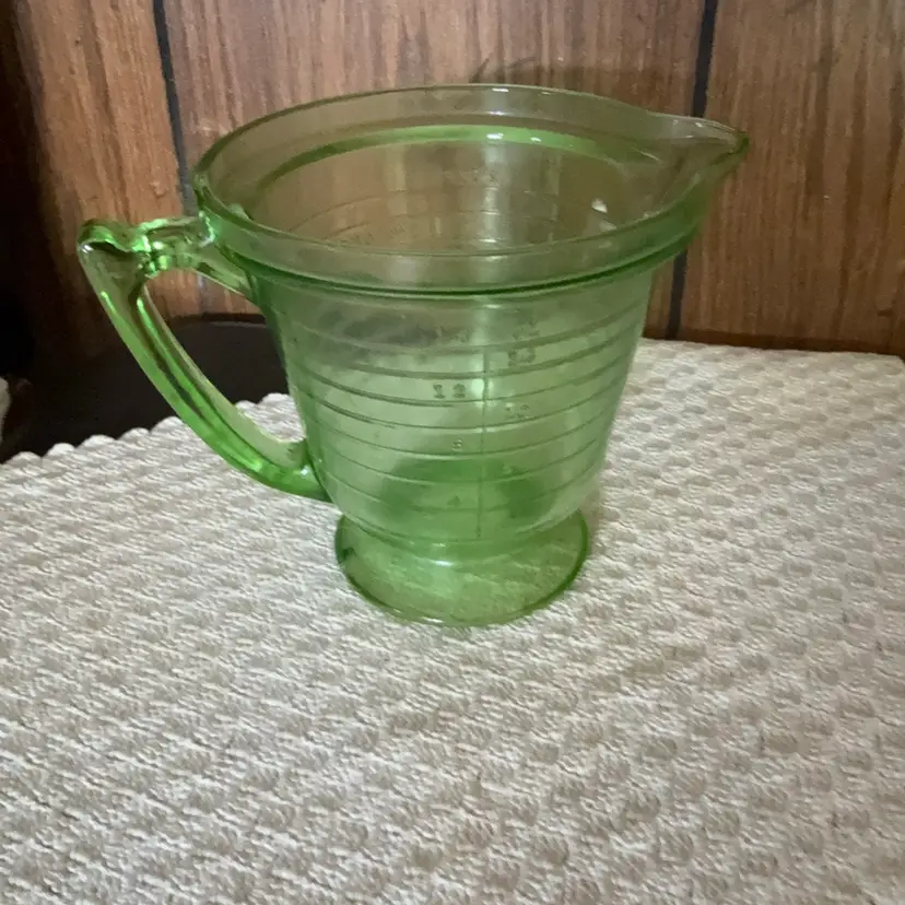 Uranium Measuring Cup