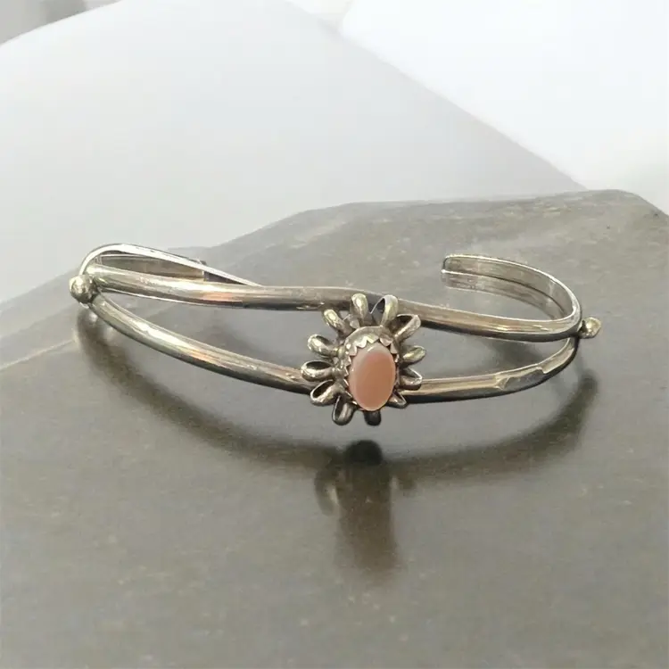 002 Pink Mother Of Pearl VTG Native Cuff