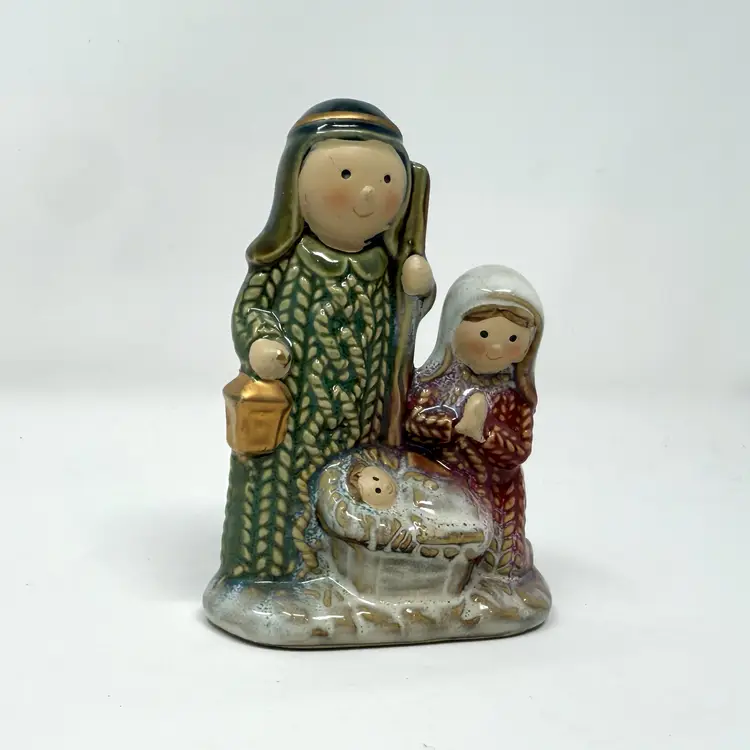 Nativity Figurine – Holy Family Scene, Modern Ceramic Christmas Décor
