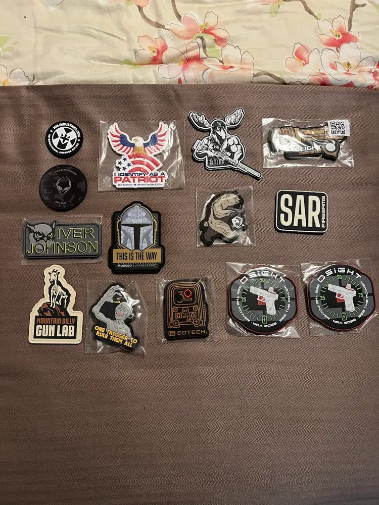 14 Gun Hook-and-loop fasteners Patches