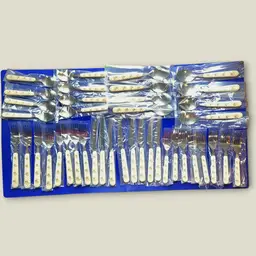 Vtg Tienshan Theodore Country Bear Stainless Silverware Flatware 40 Pc NOS