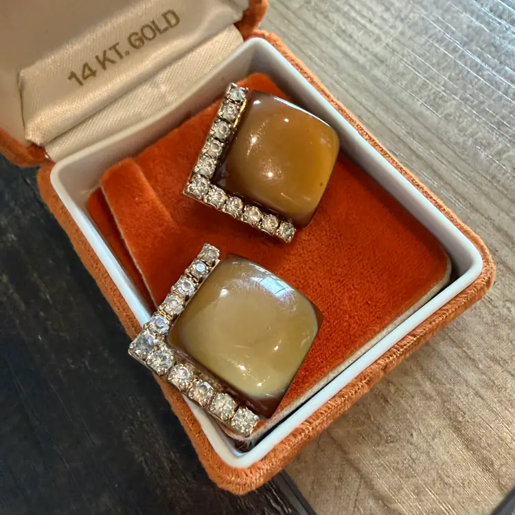 Vintage Coro Clip On Earrings