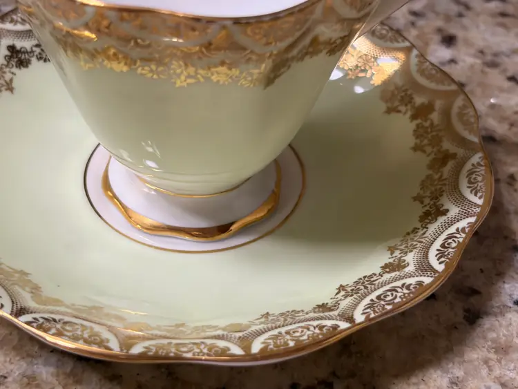 Royal Standard - Green with Gold Filigree, 1607