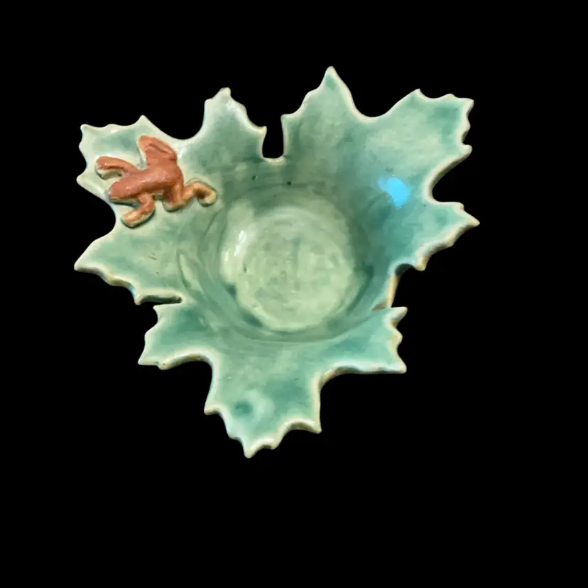 Vintage Ceramic Pillar Candle Holder w/Frog On A Maple Leaf 2.5” X 6”