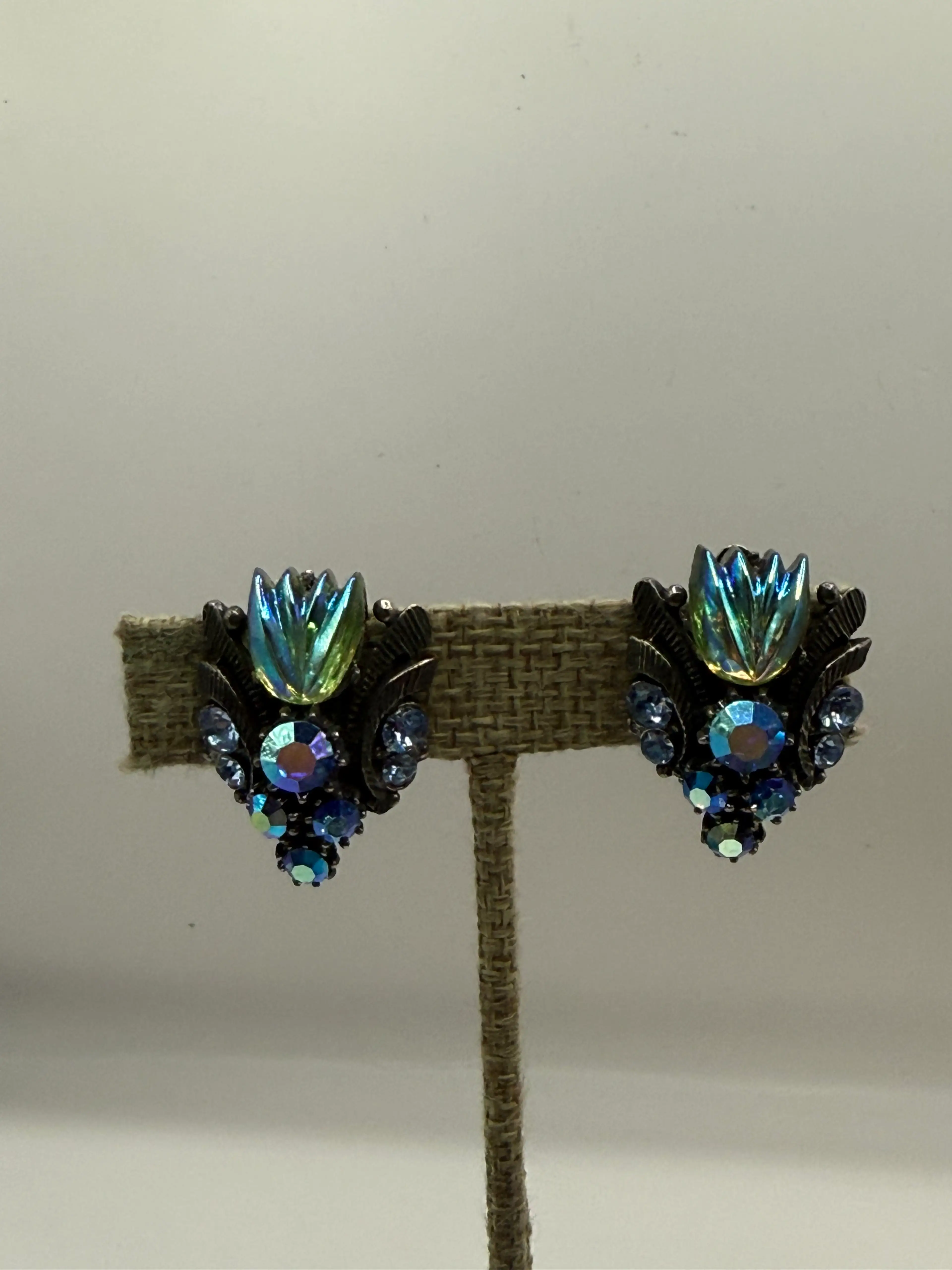Image 4 of 5