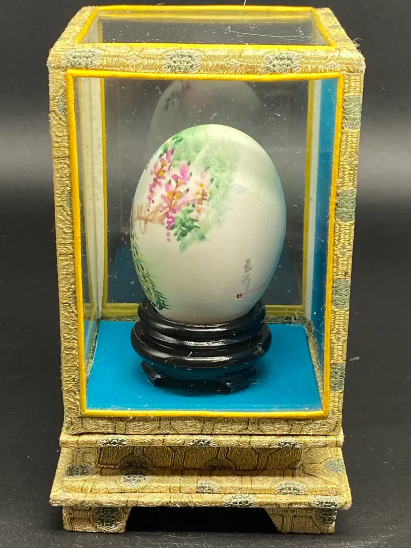 Vintage Asian Art Hand Painted Egg w/ Peacock & Flowers In Glass Display Case