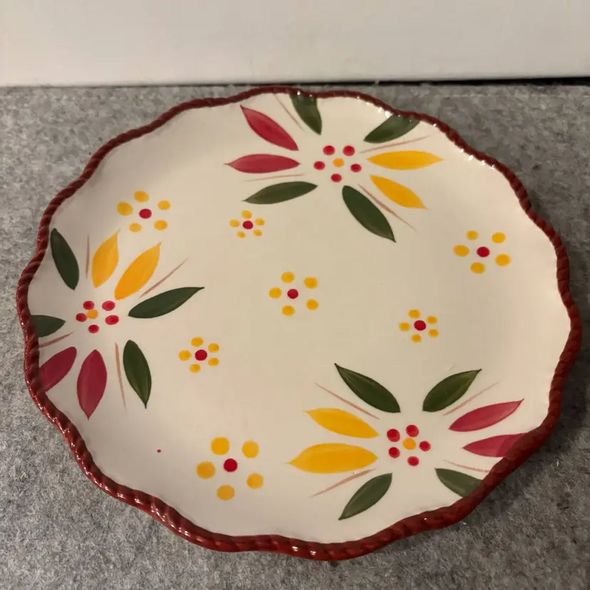 1  8" Temptations Old World By Tara Plate # 3015