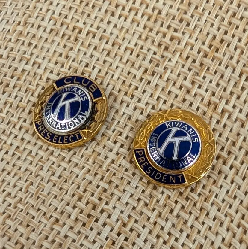 Vintage Kiwanis International President Pres Elect Tie Lapel Pin Gold Filled