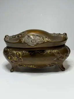 Brainard & Wilson B&W Antique Footed Brass Hinged Trinket Box Casket Art Nouveau