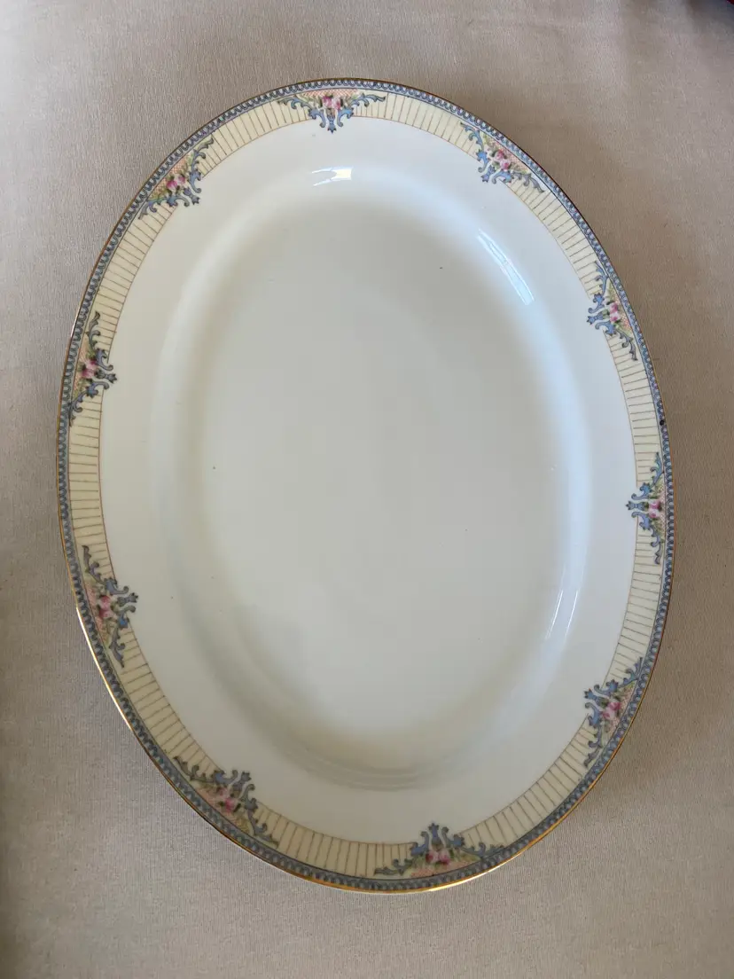 Noritake Savoy 16" Oval Platter