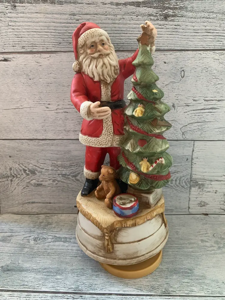 Christmas Santa W/Tree Musical & Turns Figurine