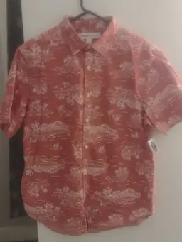 Old Navy Coral Casual Button Down Shirt with Floral Design Size L Slim Fit.