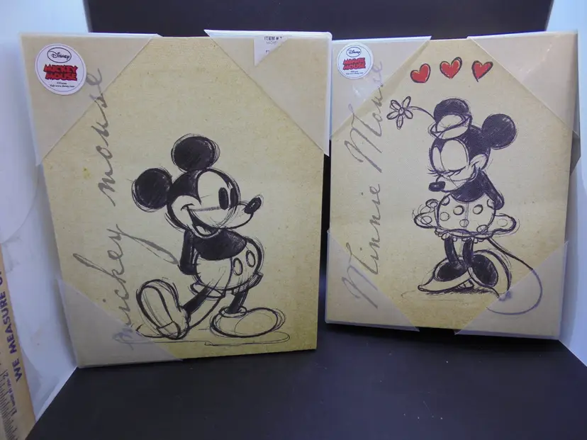 Mickey & Minnie on Canvas 7 1/2" x 9 1/2" NEW