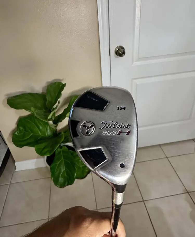 Titleist 909 H 4 Hybrid 19* Aldila Voodoo HY-S 80g S Flex Graphite Mens RH & HC