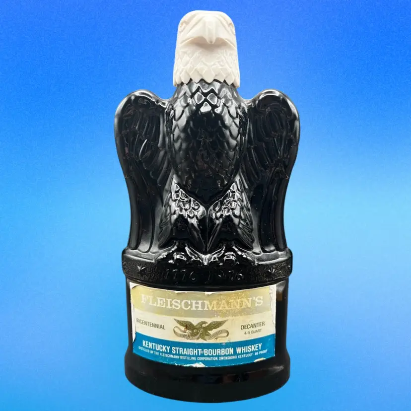 #224A 1976 United States Bicentennial Bald Eagle Fleischmann's Kentucky Bourbon Whiskey Decanter Empty. Glass Body And White Plastic Eagle Head Stopper/Cap