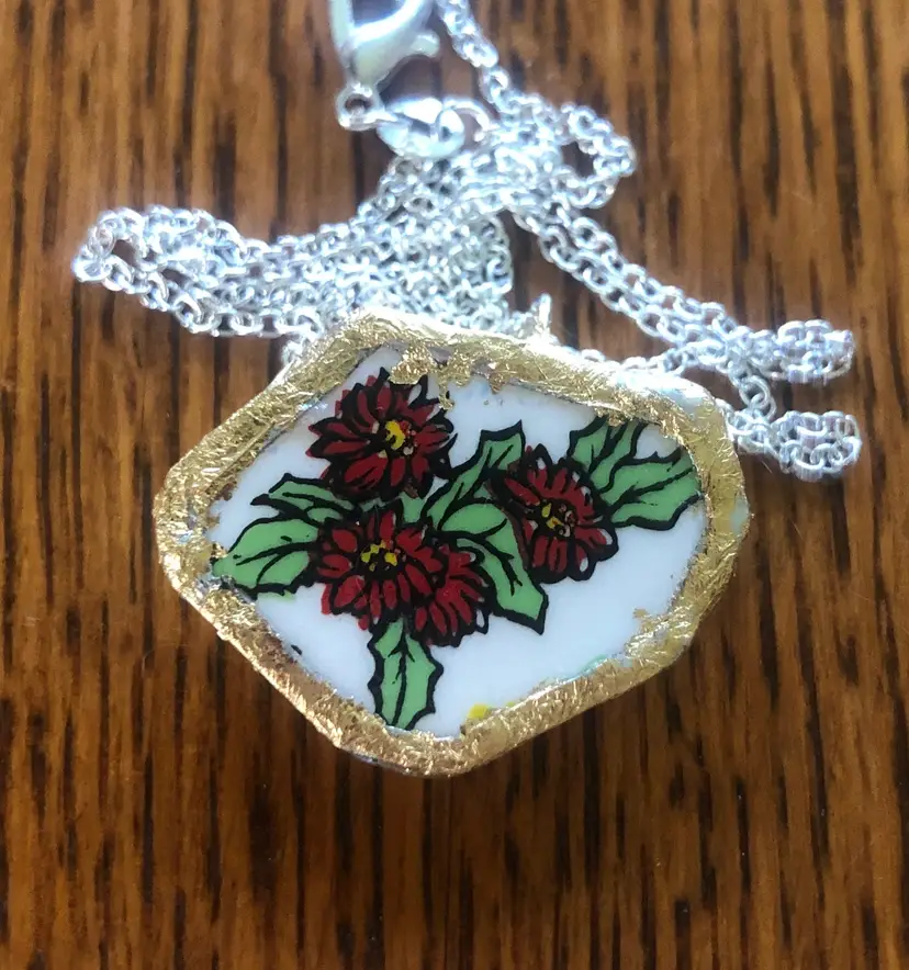Oodelally Shop Broken Pottery Artisan Made Poinsettia Pendant Florida Collectors Plate Handcrafted Necklace 1.25in x 1in