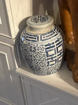 Vintage Jingdezhen Or Liling Porcelain Ginger Jar 10”