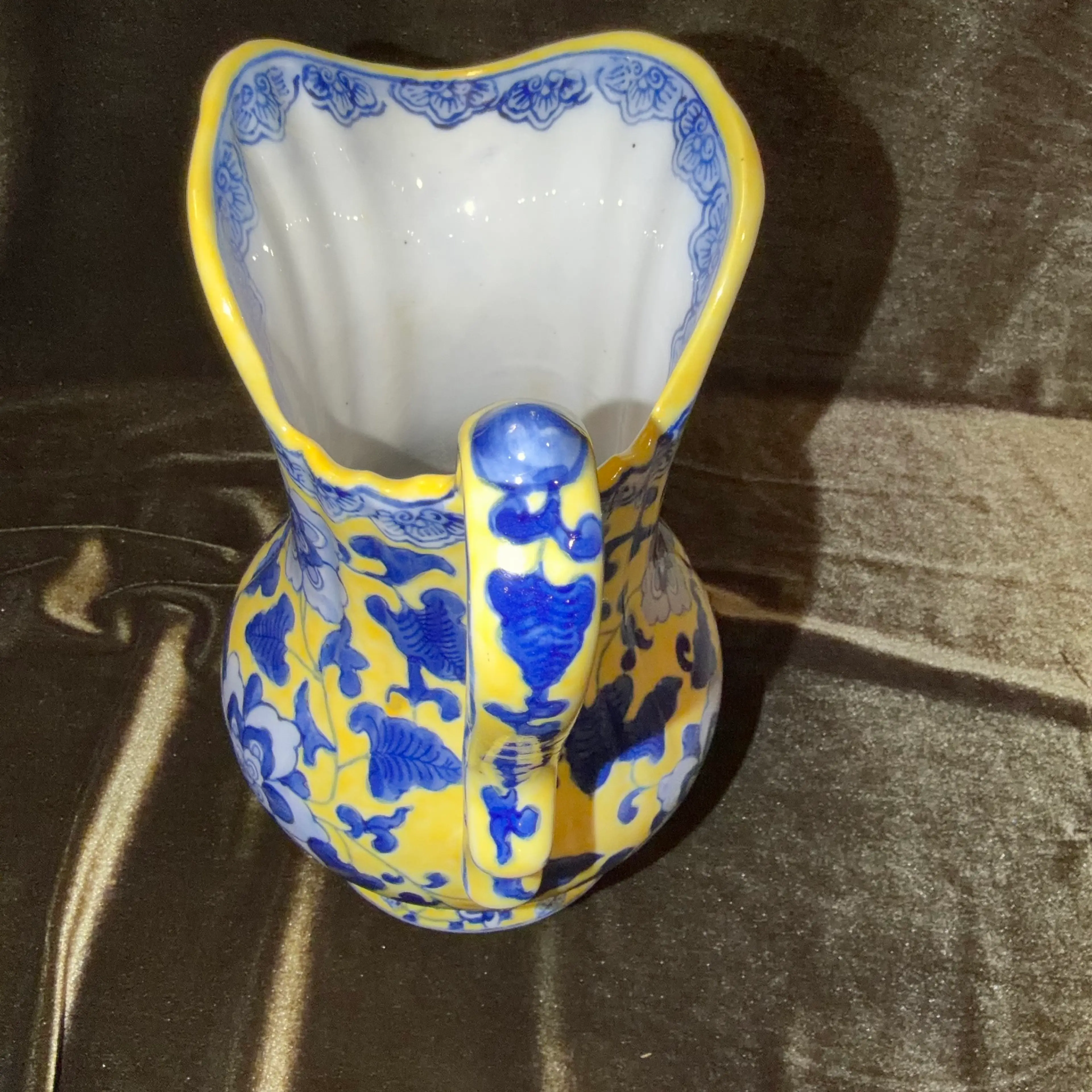 Image 4 of 8