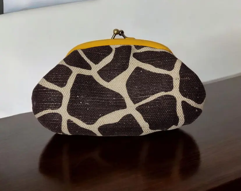 Coldwater Creek Animal Print Fabric Coin Change Purse Kiss Clasp Shimmery