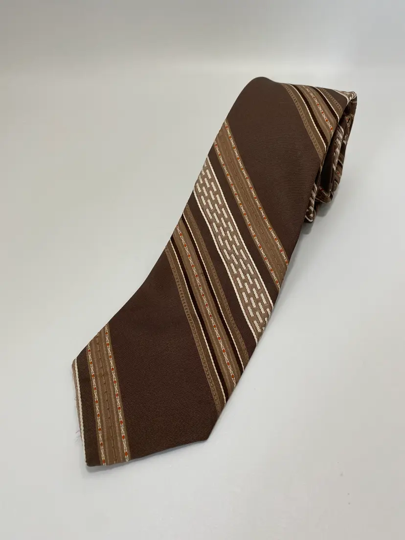 Vintage Wedgewood Collection Brown Stripe Polyester Tie 59.25" x 3.25"