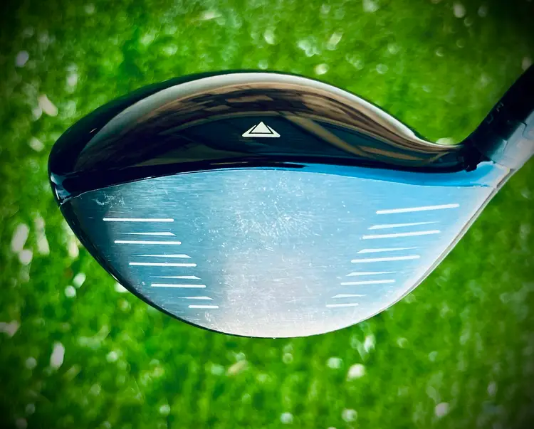 TITLEIST 915D4 8.5° Driver RH Diamana S+ 60 Stiff Shaft Near Mint