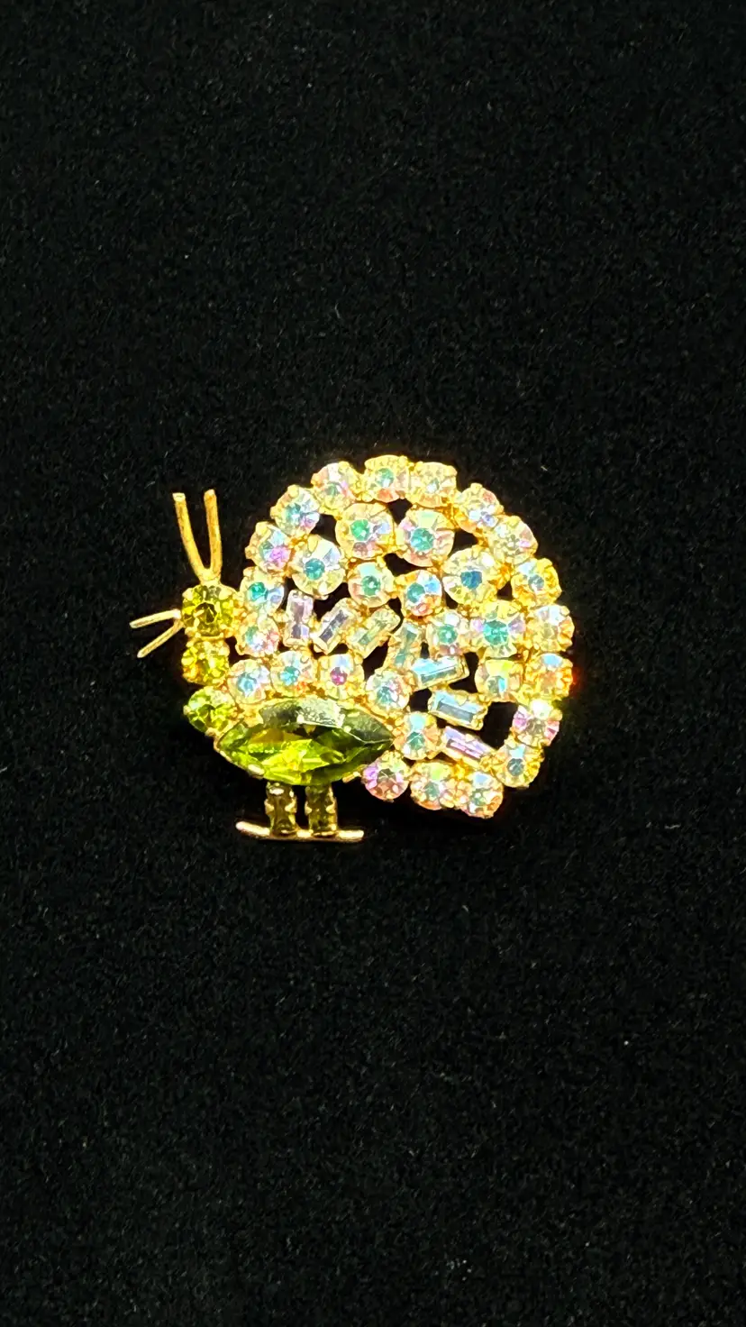 Vintage Multicolor Austria Crystal Peacock Brooch 1.5" Gold Tone