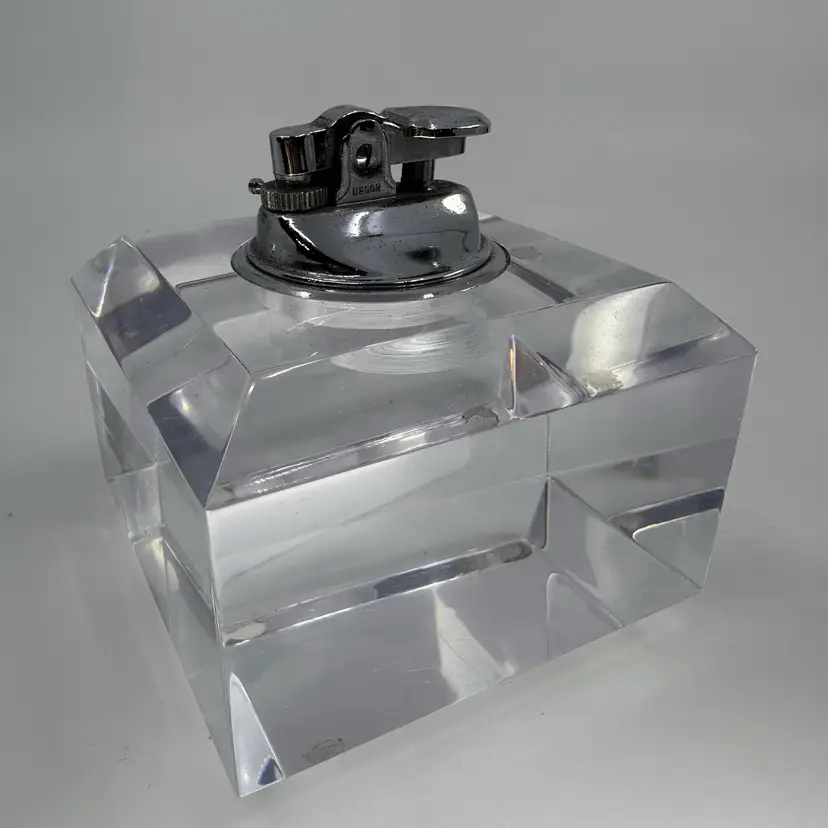 Vtg Lucite MCM Table Lighter Made In Japan