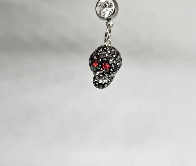 Skull with gem dangle Navel/Belly Ring 14GA-1.6MM length 7/16"  Halloween