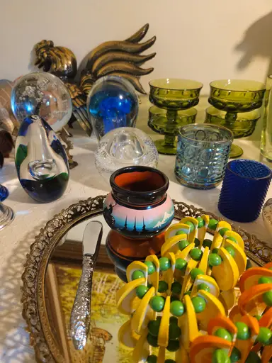 Pop-Up Paperweights & Vintage Variety 