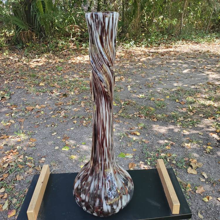 Vintage Twisted Bud Vase Amythst and White