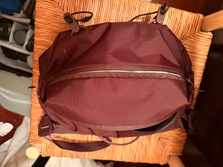 Peak Design Outdoor Sling 7L Eclipse (Free Shipping)