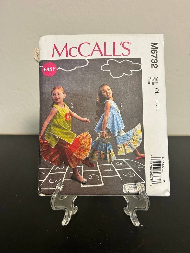 McCall’s Pattern M6733 Girls top & Pants Sz 6-8 Uncut FF