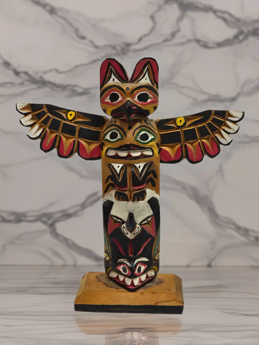 Vtg Ray Williams Signed Native American Thunderbird Nuu-chah-nulth Nootka Wood Carving, Polychrome Tribal Art