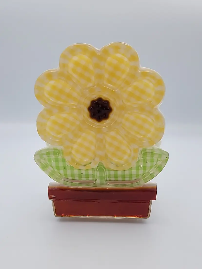 Vintage Lucite Gingham Flower Napkin, Letter Holder