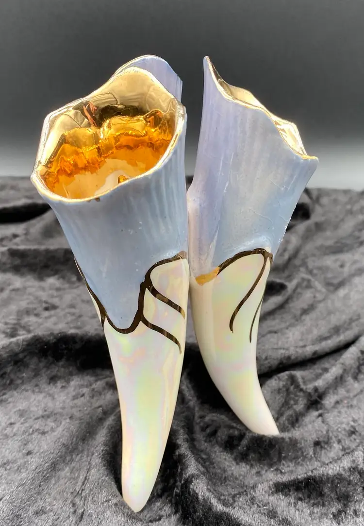 Vintage Japanese Purple Lusterware 3-Horn Flower Vase w/Gold (Tussy Mussy?) 6.5"