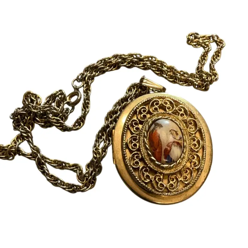 Vintage Enamel Portrait Locket With Man And Woman