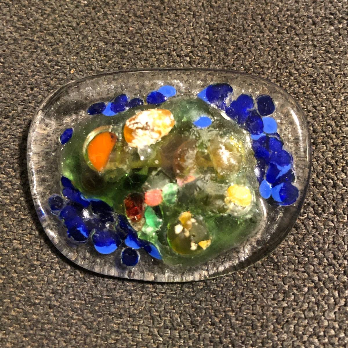 Niknax · Beautiful Abstract Fused Glass Brooch