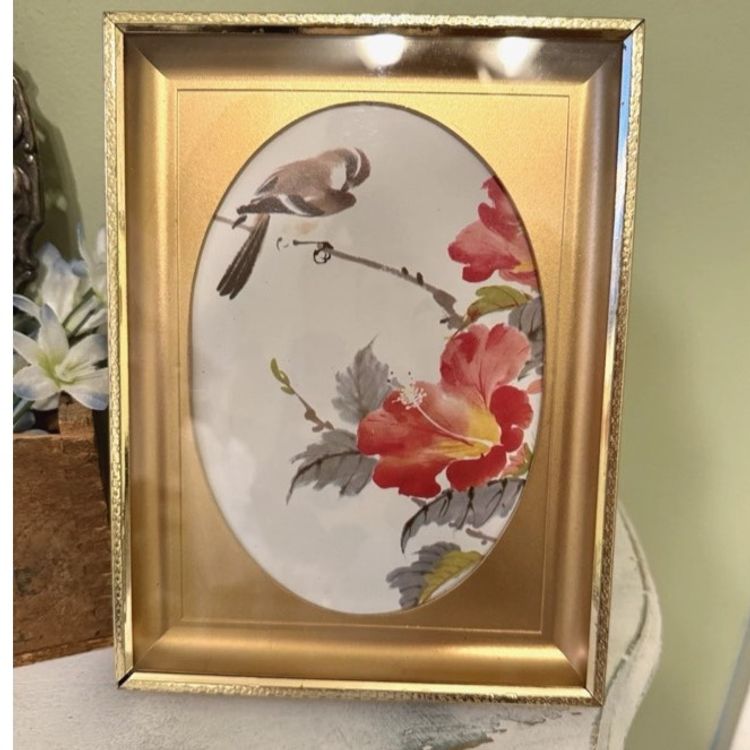 Small Gold Ornate Picture Frame Vintage Bird/ Flowers Artwork Oval