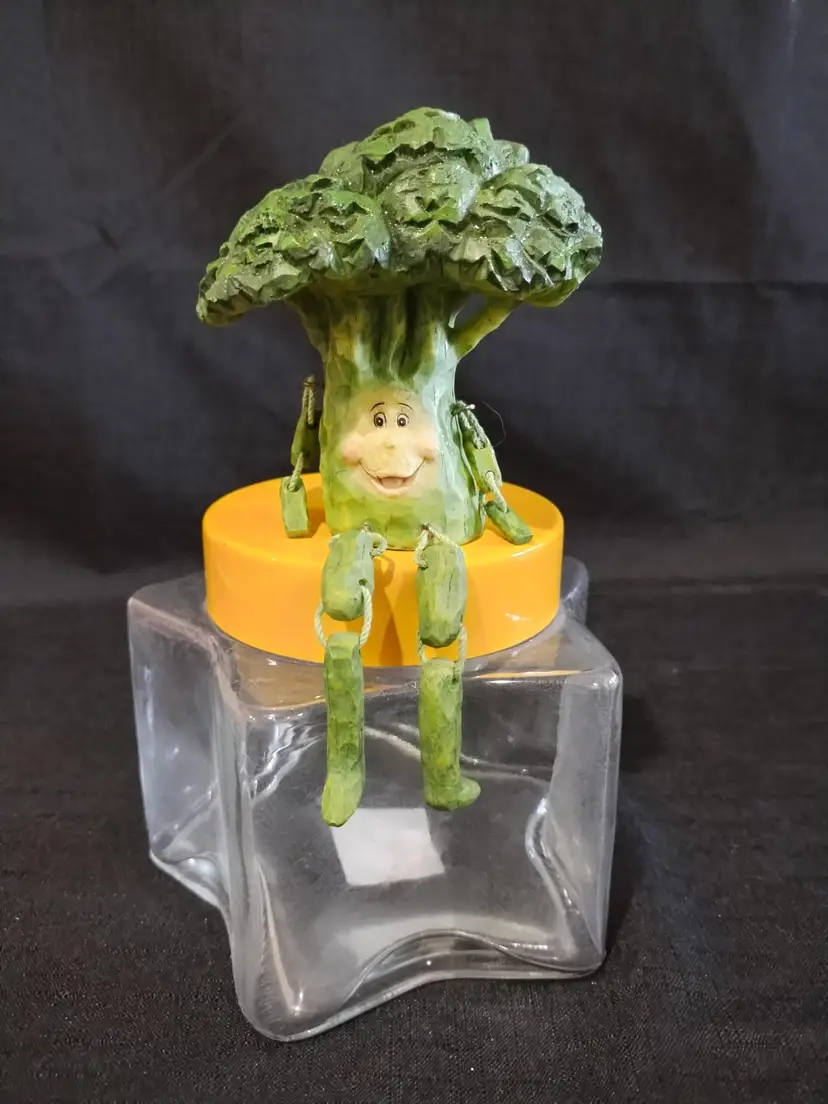 Vintage Broccoli Vegetable Veggie Anthropomorphic Shelf Sitter Jointed Resin Figure