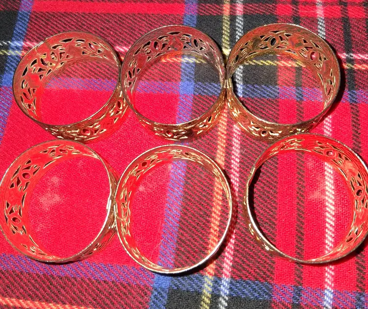 Vintage 1970s-1980s Brass filigreed napkin rings - set of 6