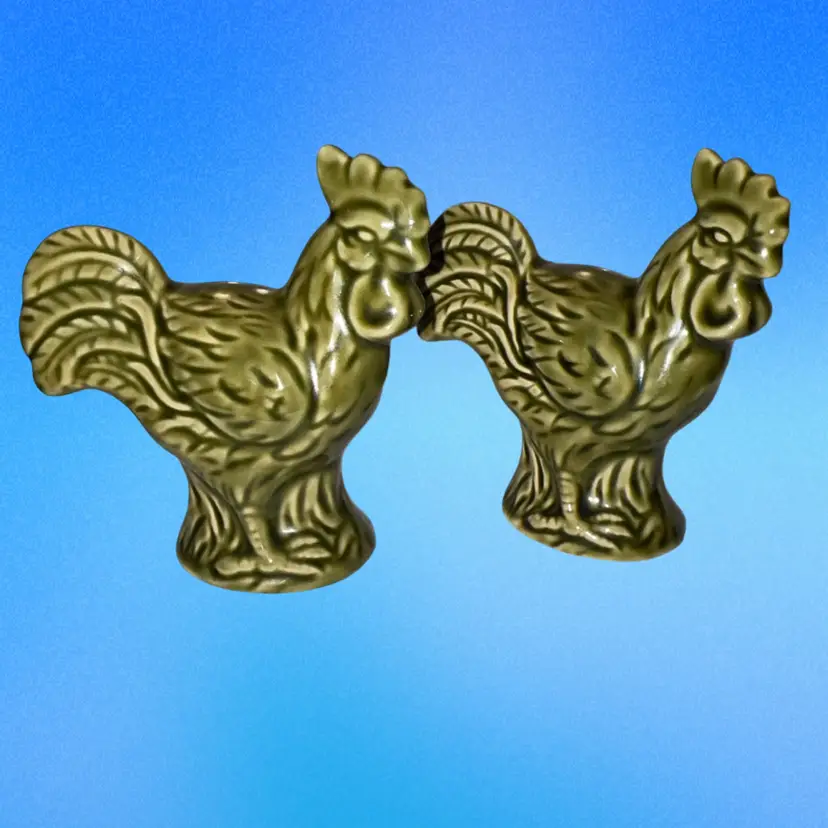 Set Of Vintage Green Rooster Salt & Pepper Shakers