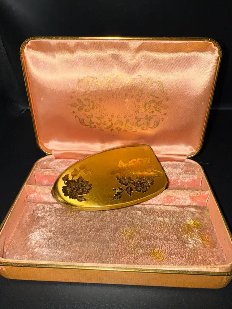 Vintage Elgin American Compact