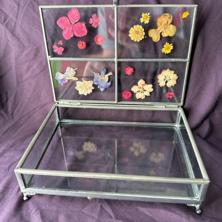 Dried Flower Leaded Glass Box