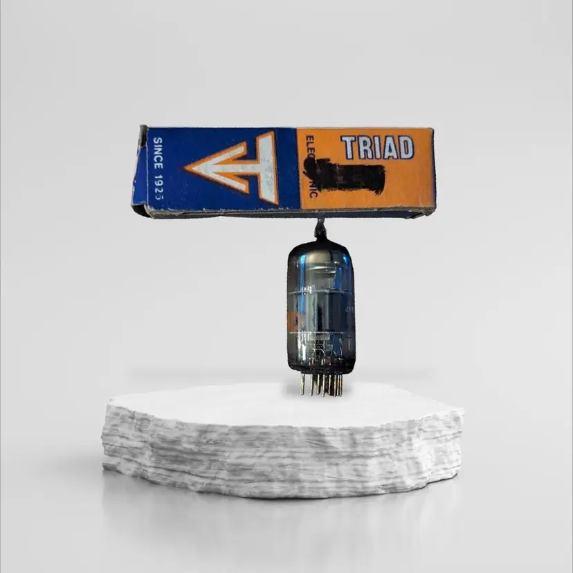 NOS Triad Japan 6CL8 Electron Vacuum Tube Boxed 10 Pins Radio Stereo Amp Vintage